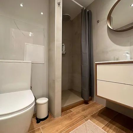 The Hill - Free Parking & Walk To Old Town * Bratislava